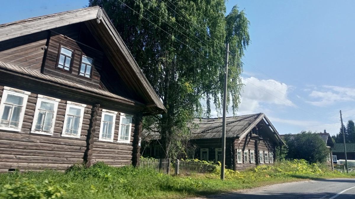 В деревню подвели газ, но никто не стал подключаться - местные только посмеялись. Знают способ дешевле