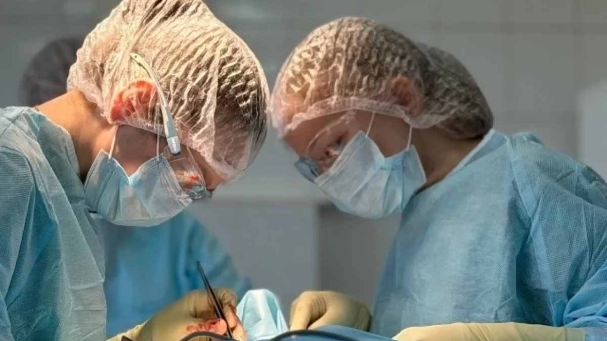 Врачи в Удмуртии удалили из полости рта пациентки опухоль размером с куриное яйцо