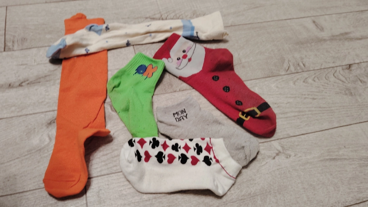 Что делать со старыми носками: 7 неожиданных способов применения в быту, о которых вы и не догадывались