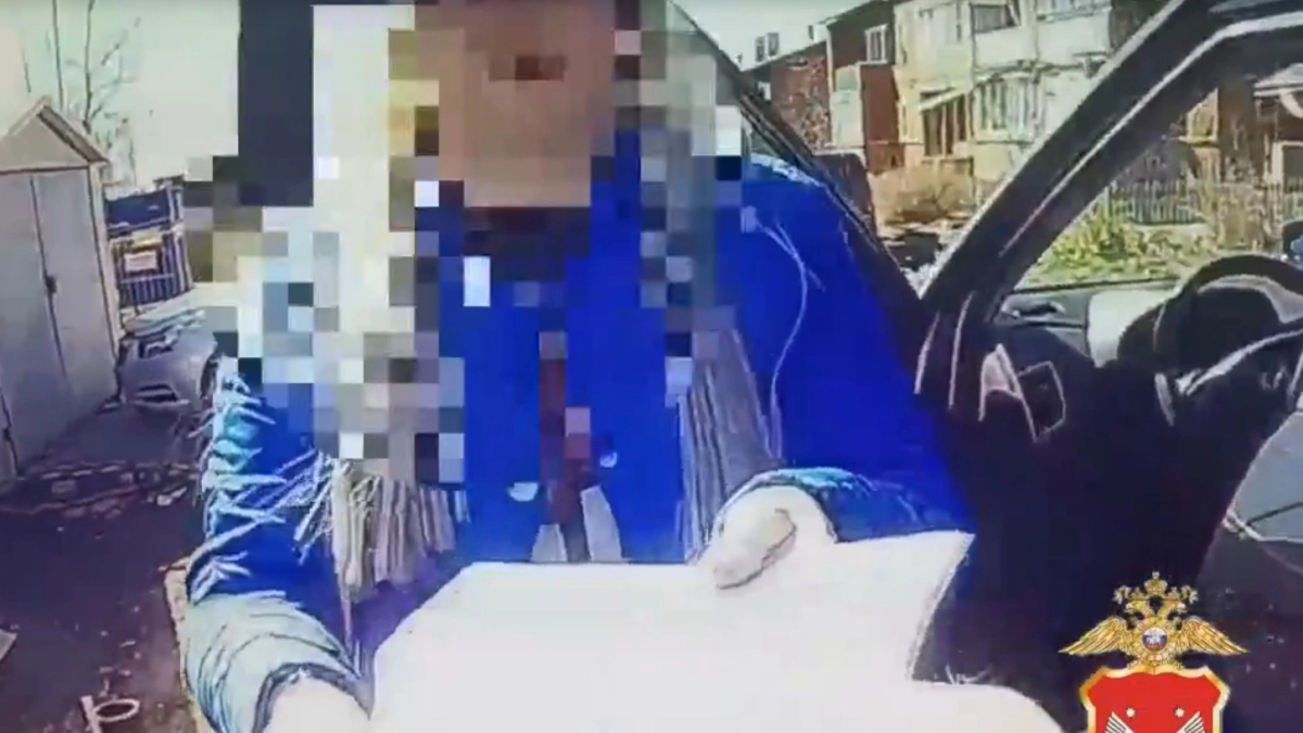 В Удмуртии сотрудники Госавтоинспекции остановили 44-летнюю женщину за фальшивые права