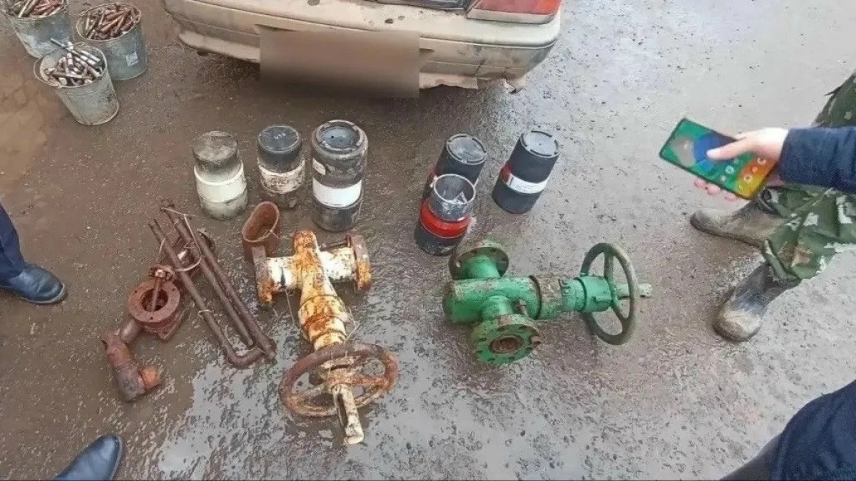 В Удмуртии сотрудники ГИБДД задержали мужчину, похитившего металлолом с территории нефтяной компании