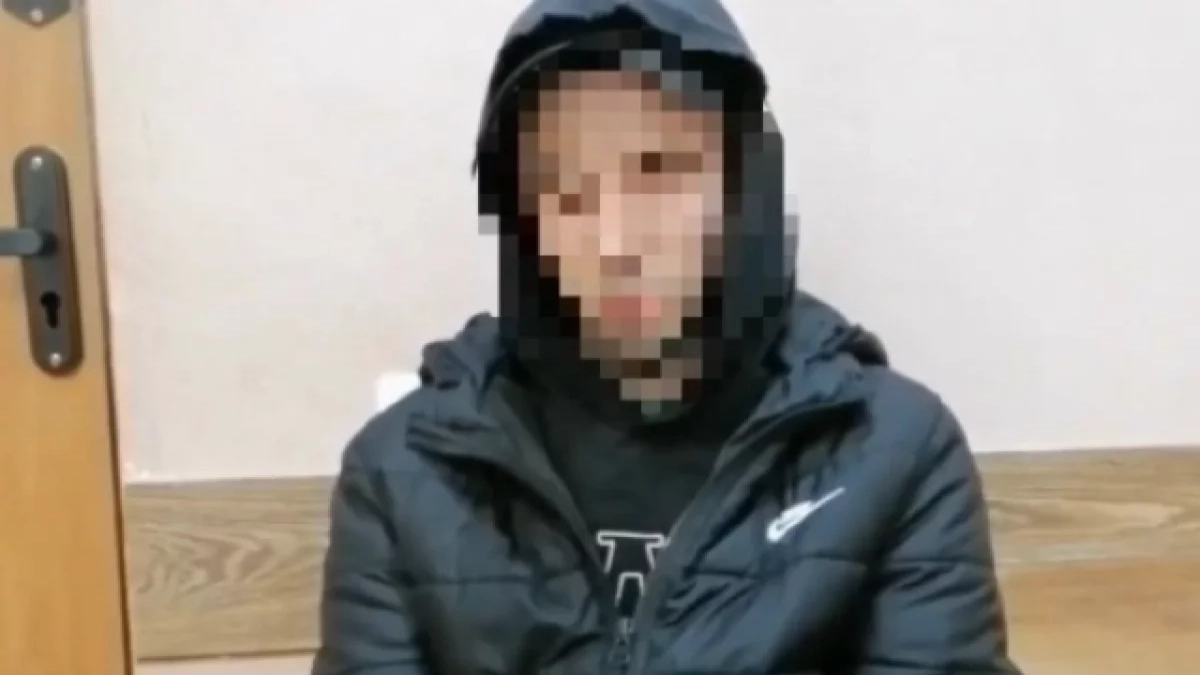 В Удмуртии 22-летний водитель насмерть сбил пешехода на переходе из-за смартфона и скрылся