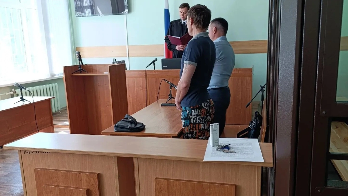 Бизнесмен из Удмуртии получил три года колонии за хищение более миллиона рублей при строительстве школьного стадиона