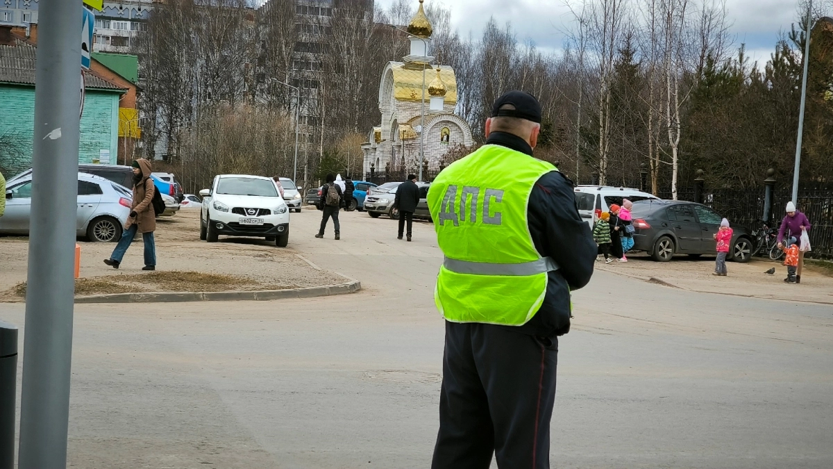 Жителя Удмуртии осудят за взятку в 1000 рублей инспектору ДПС