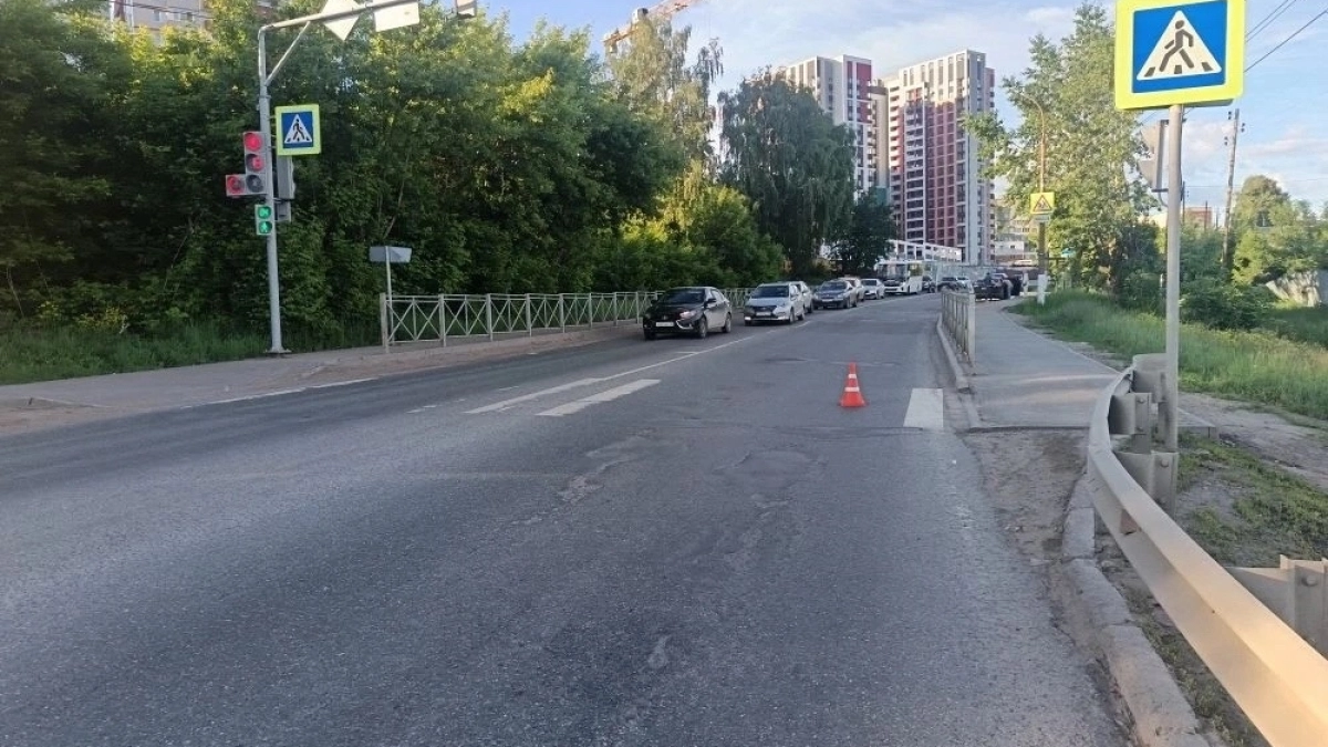 В Удмуртии водитель «Черри Тигго» сбил 11-летнего мальчика на «зебре» и покинул место ДТП