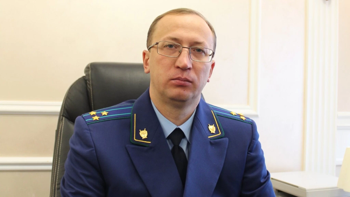 Заместитель прокурора Удмуртии Вячеслав Вдовкин провел онлайн-прием жителей Глазова