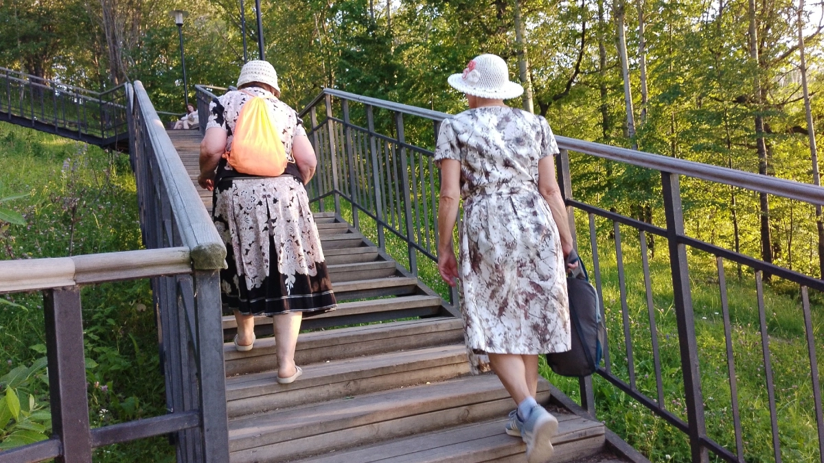 Возраст тут ни при чем: 7 главных ошибок в образе, которые визуально нас старят
