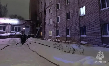 В Удмуртии при возгорании в многоэтажке погиб мужчина