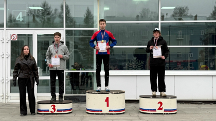 В Глазове прошёл легкоатлетический пробег ко Дню космонавтики